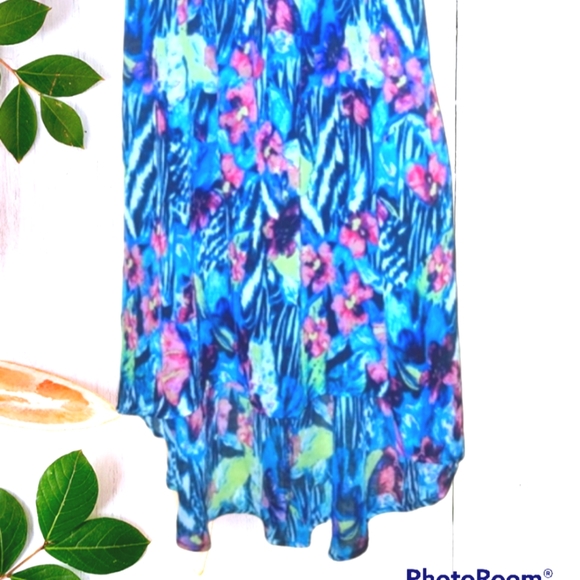 Dress - Picture 5 of 6